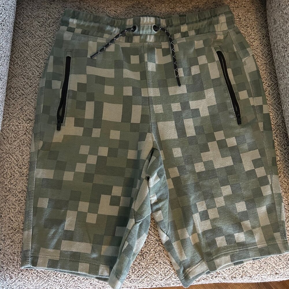 BUNDLE!!! 5 Boys Gapfit Athletic Shorts